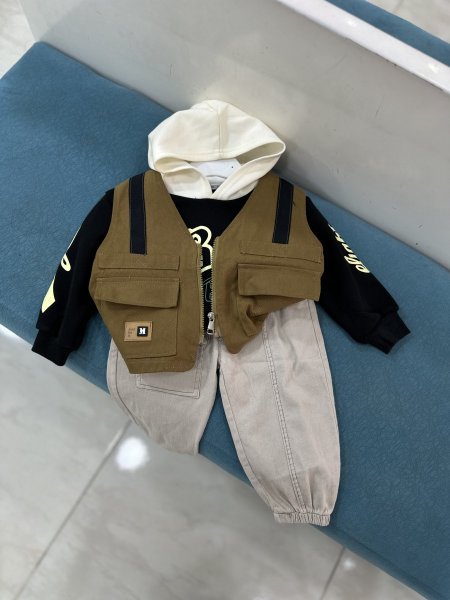 طقم ثلاث قطع