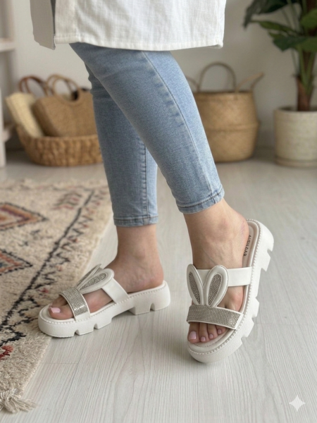 حفاي بلاستك