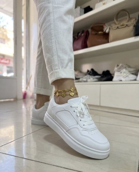 ابيض