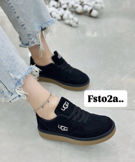 بوت Ugg