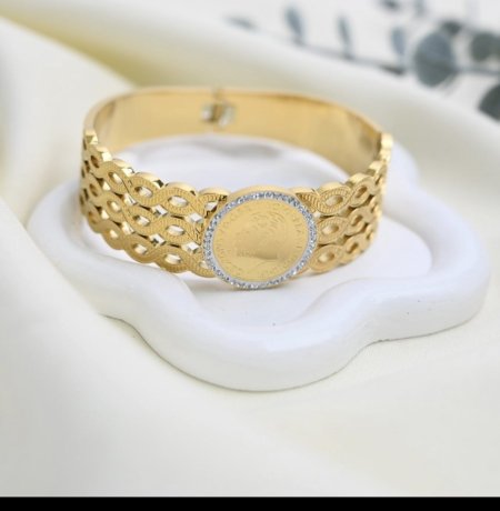 اسوارة ماتريل-ليرة