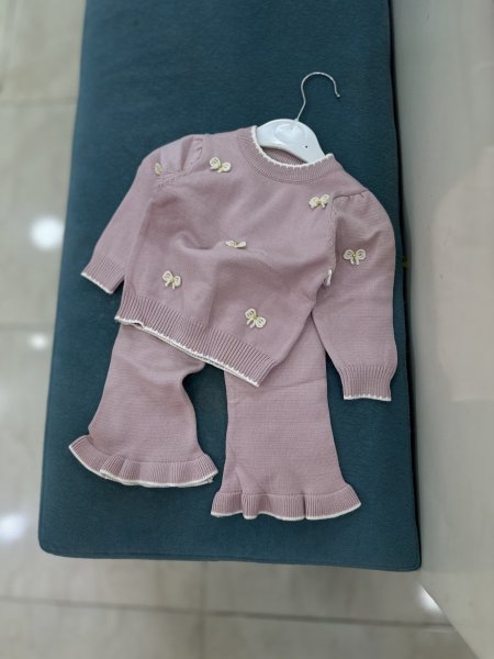 طقم صوف بيبي