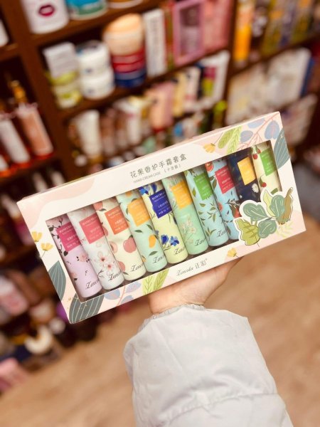 بكج كريمات يدين